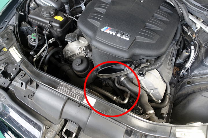 BMW　M3　E92　充電警告灯・オーバーヒート修理　ファンベルト一式交換