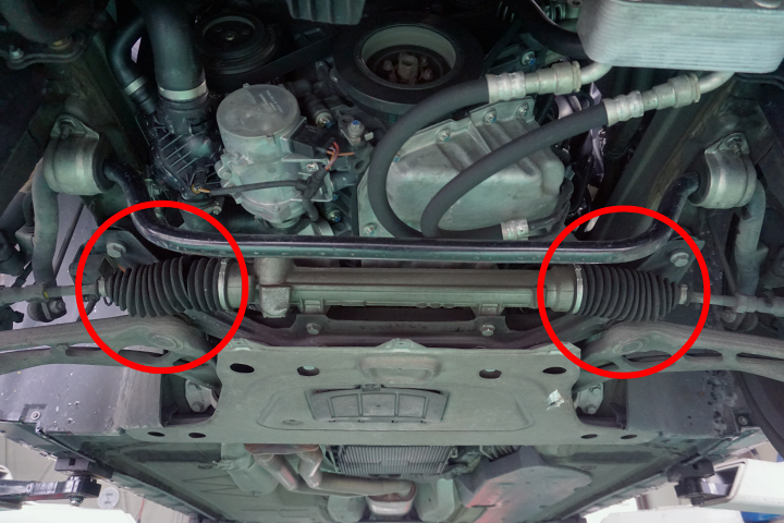 BMW Z4 E85　車検　ブレーキパッド交換　ラックブーツ交換　法定24ヶ月点検