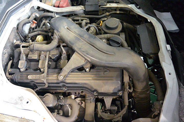 トヨタ　ハイエース　オイル漏れ修理　フロントカバーパッキン交換
タイミングチェーン