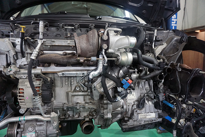 BMW　MINIクーパーS　R56　エンジンオイル漏れ修理