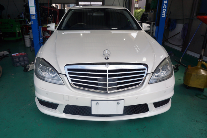 メルセデス・ベンツ W221 S550　エンジン不調　イグニッションコイル交換