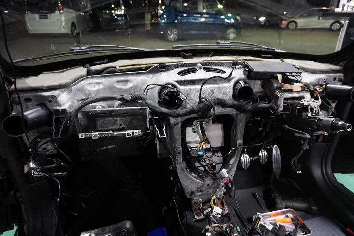 BMW MINI 第2世代 R56系ミニクーパー エアコンが突然止まった?ブロアモーター不良