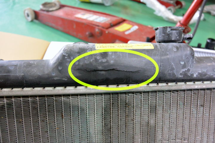 【EJ20搭載車】スバル インプレッサ・レガシィ　ラジエータークラック修理