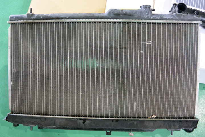 【EJ20搭載車】スバル インプレッサ・レガシィ　ラジエータークラック修理