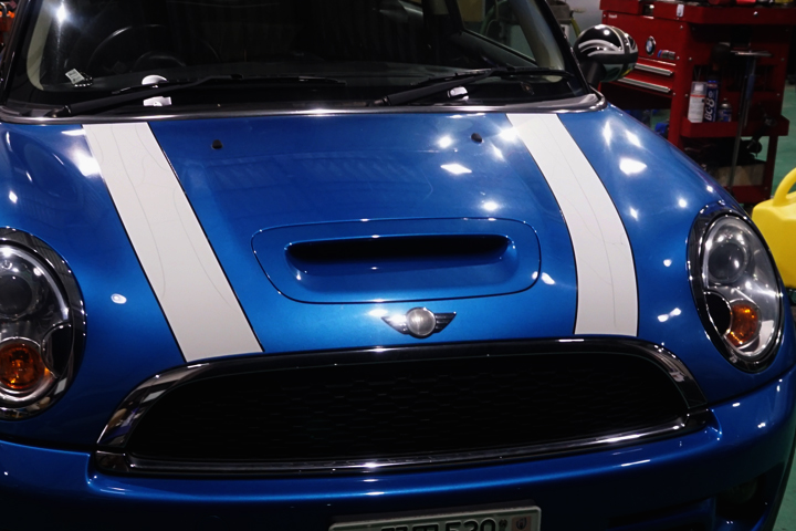 【ミニクーパー】第2世代MINI R56系が古く見えるポイント ボンネットストライプ